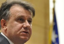 Nikšić: Uradit ćemo reviziju beneficija izabranih zvaničnika