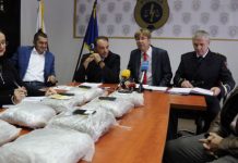 Policija u autobusu zaplijenila 10 kg marihuane