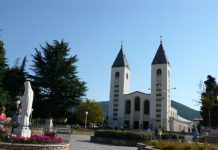 Vjerski turizam najstariji oblik turizma i danas važan segment ukupnog razvoja turizma