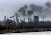 Prosvjedi zbog zagađenja zraka koje stiže iz Rafinerije u Bosanskom Brodu