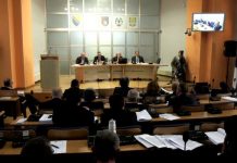 Vlada dala instrukcije Ministarstvu obrazovanja, nauke i mladih u vezi održavanja nastave u KS-u