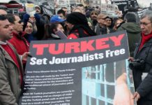 Turski sud osudio pet novinara na doživotni zatvor