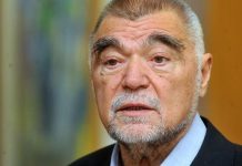 Mesić: Slučaj Perković je trebalo od početka prepustiti pravosuđu