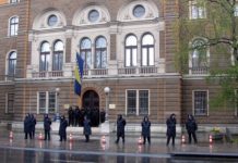 Demonstranti blokirali raskrsnicu koja spaja ulice Titova i Kralja Tomislava