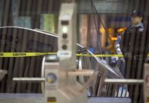 Prevrnuo se voz na aerodromu u Chicagu, 32 osobe povrijeđene