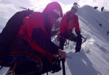 Ismir Jusko i Benjamin Kasumović osvajaju vrh Himalaja “Island Peak”