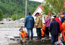 Iz Sibira evakuisano 34 ooo ljudi, 18 000 kuća poplavljeno