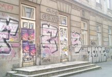 Dom Oružanih snaga BiH izlijepljen plakatima i ispisan grafitima