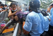 HONG KONG: Stotine ljudi ponovo demonstrira
