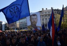 Hiljade radikala na Trgu Republike u Beogradu euforično dočekalo Šešelja (VIDEO)