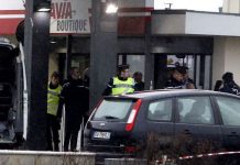 Braća opkoljena, najmlađi napadač se predao