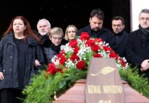 Prijatelji i rodbina se oprostili od Kemala Montena