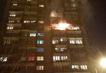 Izbio požar u zeničkom soliteru, brza reakcija vatrogasaca