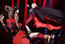 Madonna “poletjela” sa bine (VIDEO)