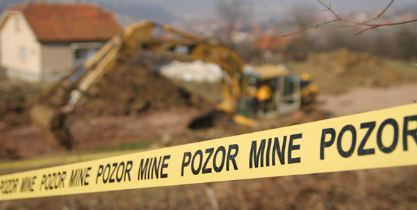 pozor mine