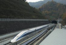 Japanski voz postigao brzinu od 590 kilometara na sat! (VIDEO)