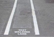 Posebne pješačke staze za kuckanje poruka na mobitelu