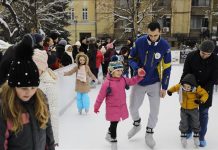Sarajevo: Brojni mališani učili klizati uz bh. reprezentativce