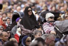 Novi Zeland: Žene nosile marame u znak podrške muslimanima