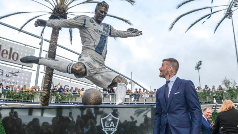 statua