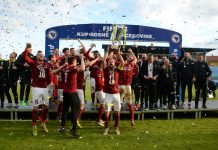 Vlada KS časti Bordo sastav u slučaju osvajanja duple krune