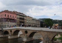 Oblačno i nestabilno vrijeme sa kišom, pljuskovima i grmljavinom