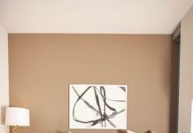 Svijetle boje su savršen izbor za opremanje malog stana