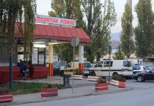 Drama ispred Hitne pomoći: Suprug je vozio, žena se sama porodila u automobilu