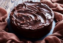 Čokoladna torta od samo tri sastojka (bez brašna)