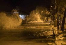 Vjetar i do 114 kilometara na sat, potopljena riva u Splitu, u prekidu trajektne linije