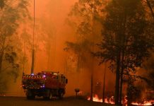 Australijom počela harati smrtonosna vatrena tornada