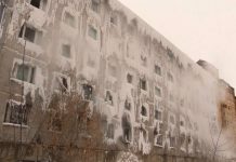 Stanari se smrzavaju na minus 20: Popucale cijevi od grijanja, zaledili podovi, zidovi…