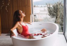 Popodnevna topla kupka poboljšava raspoloženje