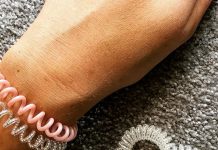 Sve žene nose ove gumice, a ne znaju priču iza njih: Smislila ih je studentkinja kojoj su se svi smijali, a sada zarađuje milione