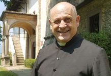 Preminuo italijanski sveštenik koji je svoj respirator ustupio mlađem pacijentu