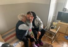 Amel Tuka uljepšao 8. mart štićenicama Doma za stara lica u Zenici