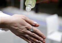 TURSKA: Tradicionalna kolonjska voda zaštitnik od korona virusa