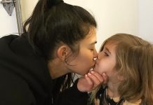 Neki roditelji ljube djecu u usta, javnost je podijeljena. Evo što kaže znanost