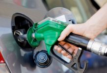 Nezapamćen “pad” cijena: Litar benzina u Sarajevu košta 1,56 KM, dizel malo skuplji