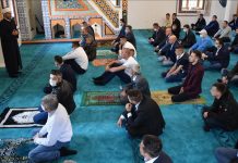 Prvi put nakon rata bajram-namaz u tri džamije u Foči