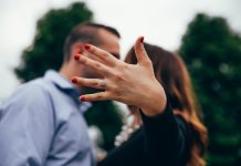 I to se dešava: Kad je saznala cijenu prstena, zamolila zaručnika da ga vrati