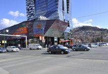 Preporuke nakon otvaranja tržnih centara: Odvojeni ulaz i izlaz, za svakog kupca 10 kvadrata