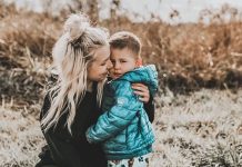 Petogodišnji dječak se rasplakao kada je shvatio da neće cijeli život živjeti s mamom