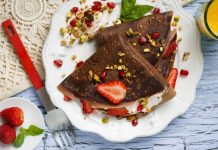 Može li bolje? Recept za čokoladne palačinke punjene nadjevom od jagoda