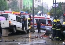 Stravična nesreća ispred zgrade Vlade Srbije: Ima mrtvih, jedna osoba zarobljena u automobilu