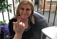 Kolinda pokazala srednji prst: Prošlo je vrijeme kad je žena sjedila u ćošku