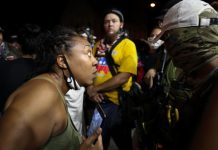 Novi neredi u SAD-u nakon što je policija pucala Afroamerikancu u leđa, objavljeno vanredno stanje