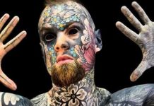 Francuski učitelj dobio otkaz zbog tetovaža, djeca se plaše