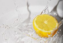 Započnite dan toplom vodom i limunom!