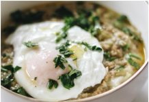 Malo drugačiji doručak: Zobena kaša s tikvicom i poširanim jajima